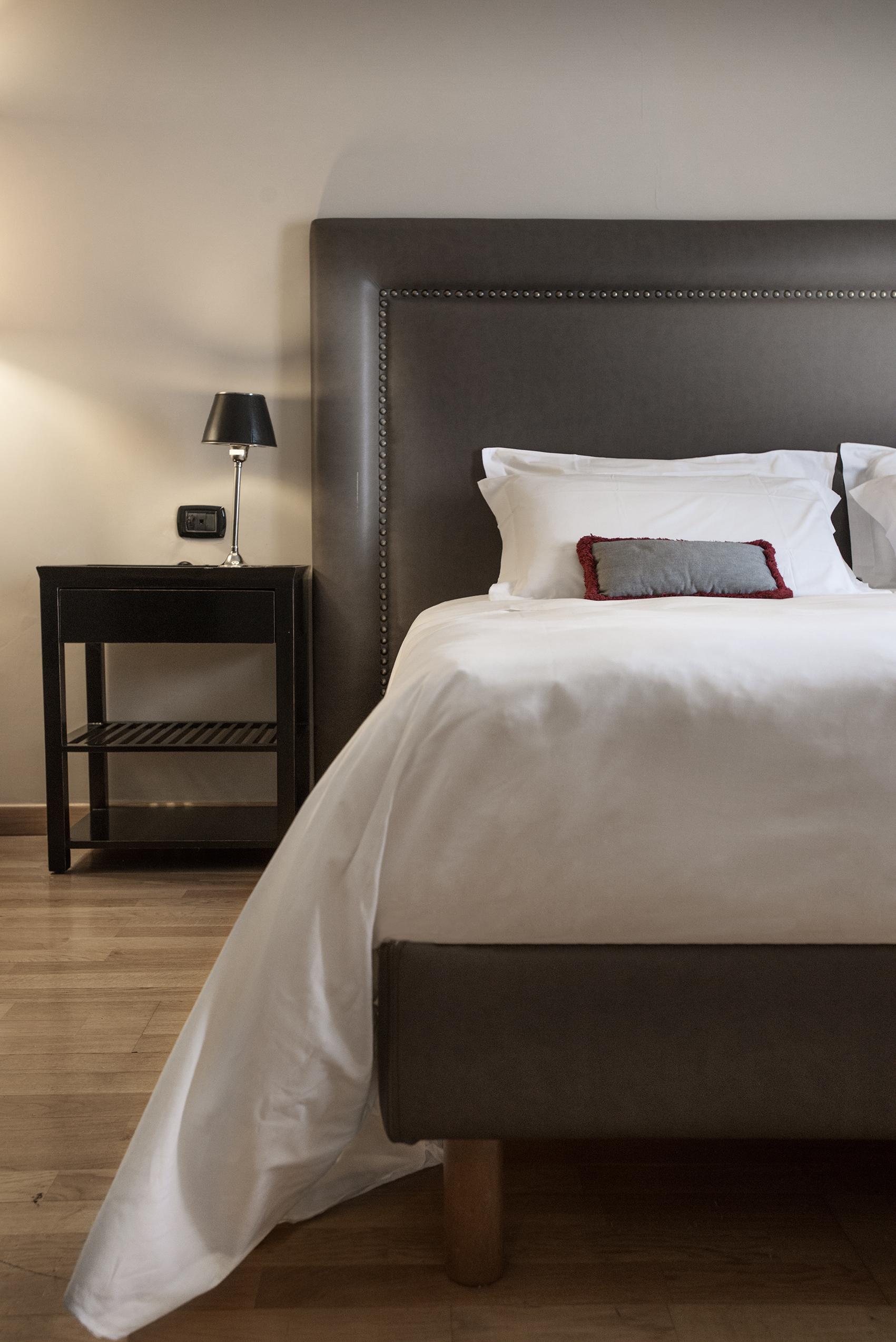 อัมบาสซีอาตอรี เพลส โฮเต็ล Hotel ฟีอุจจี ภายนอก รูปภาพ